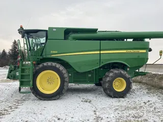 2013 John Deere S660