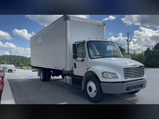 2019 Freightliner Business Class M2 106