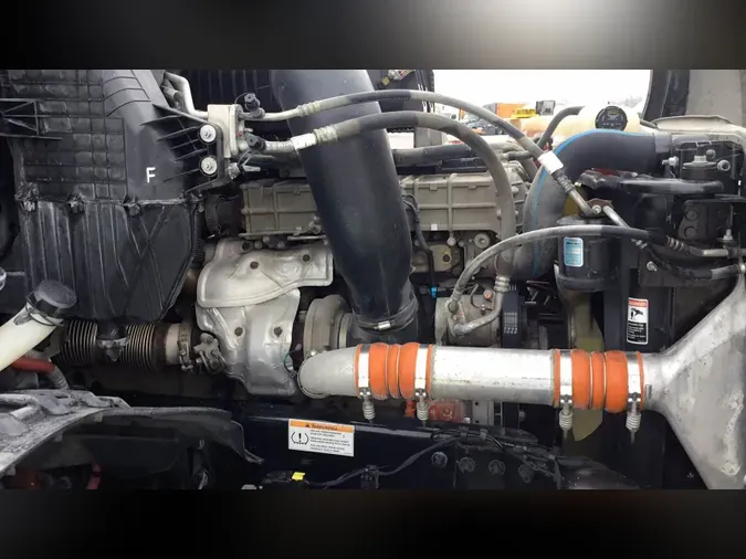 2021 Freightliner Cascadia 126