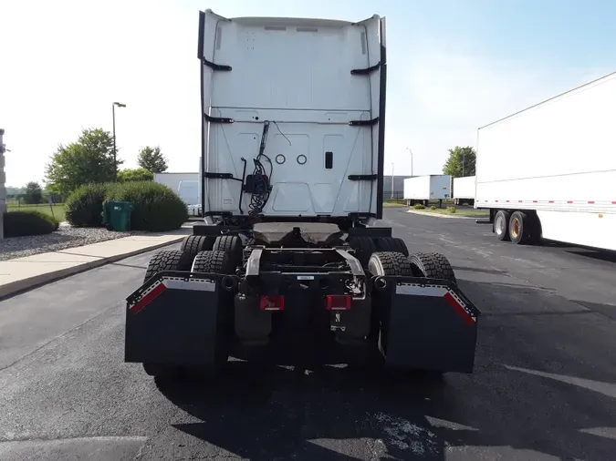 2019 NAVISTAR INTERNATIONAL LT625 SLPR CAB