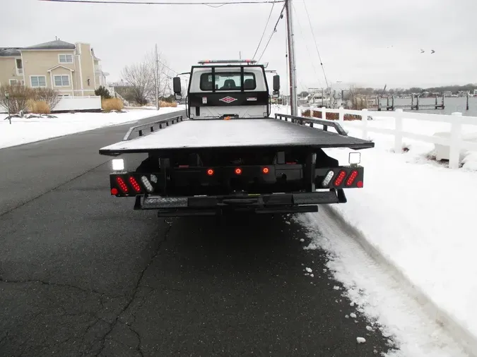 2018 INTERNATIONAL 4300LP