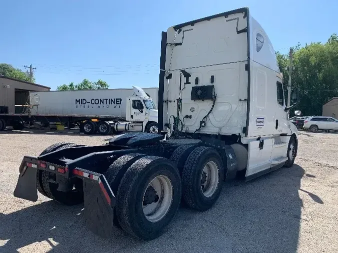 2020 Freightliner T12664ST