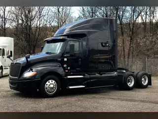 2019 International LT625 6x4