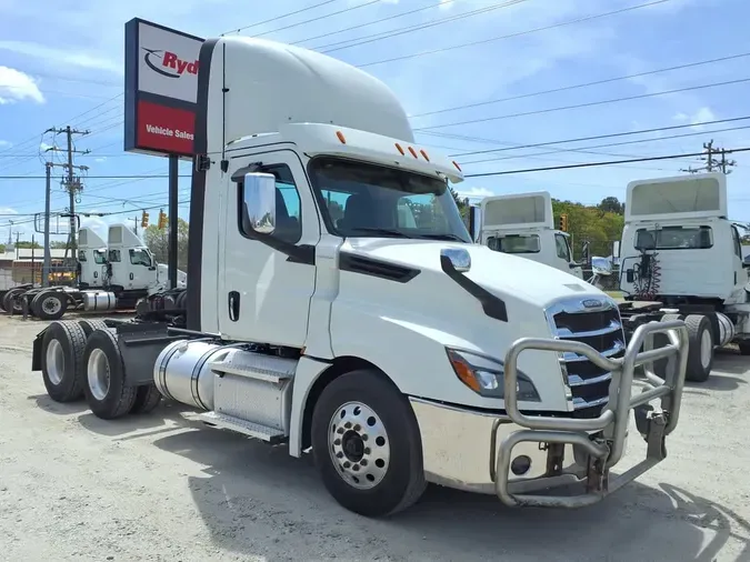 2020 FREIGHTLINER/MERCEDES NEW CASCADIA PX12664