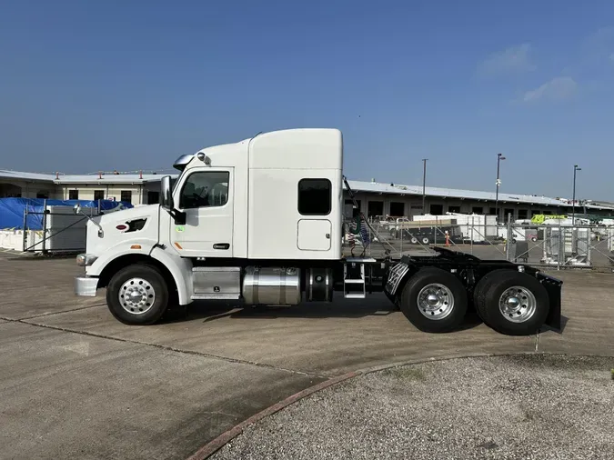 2020 Peterbilt 567