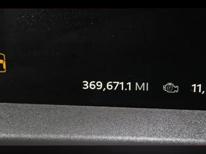 2023 Peterbilt 579