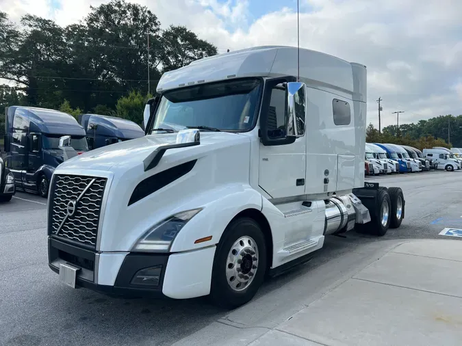 2019 Volvo VNL64T740