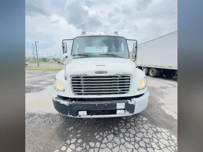 2020 FREIGHTLINER/MERCEDES M2 106