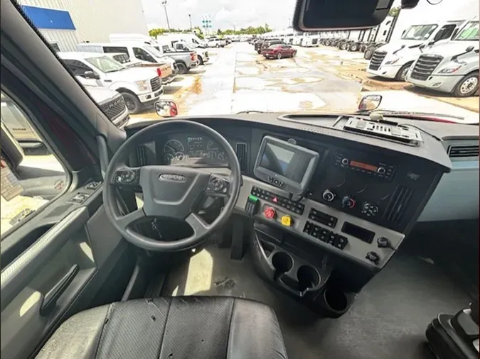 2021 Freightliner PT126SLP