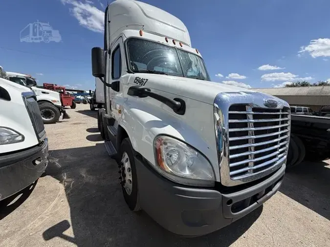 2015 FREIGHTLINER CASCADIA 12510743112a1d38bc6c3635368f81c46d4
