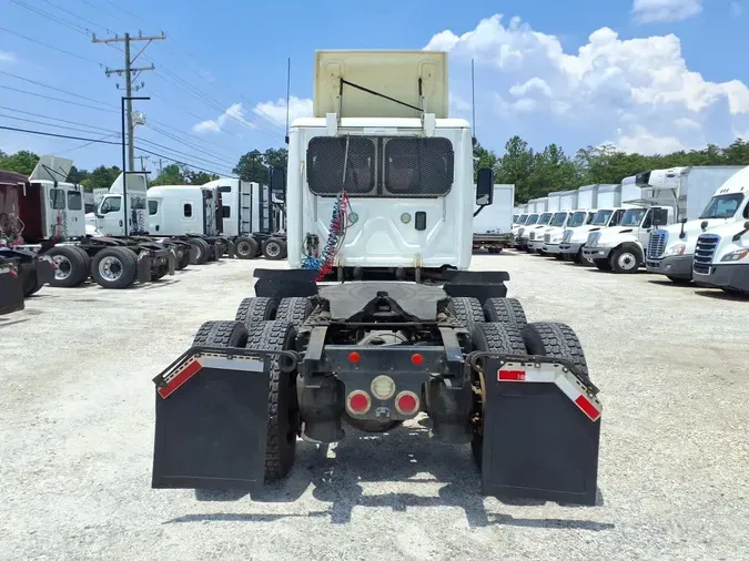 2017 FREIGHTLINER CASCADIA 125