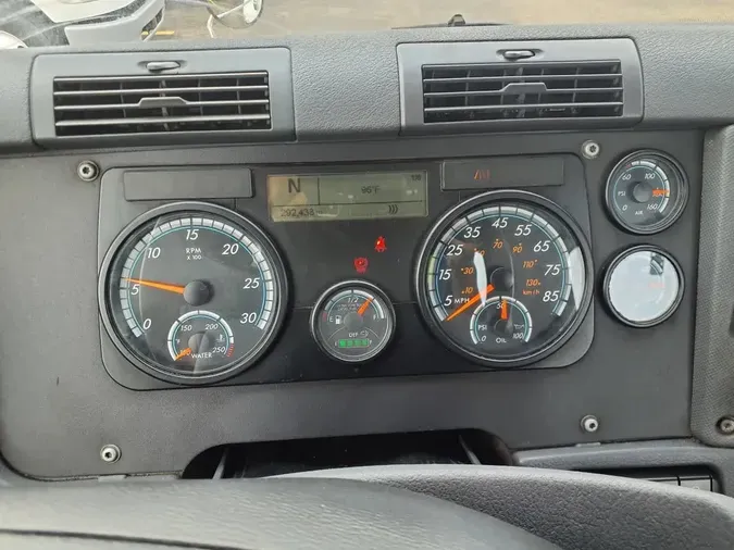 2019 FREIGHTLINER CASCADIA 125