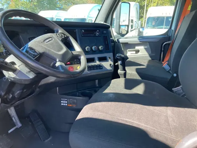 2020 FREIGHTLINER/MERCEDES NEW CASCADIA 116