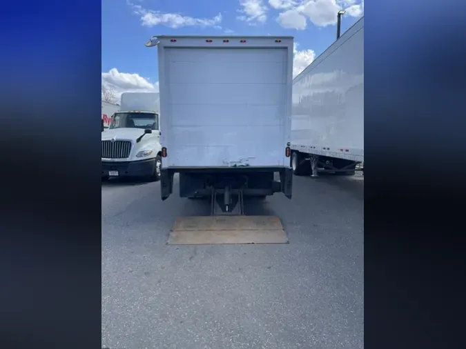 2019 ISUZU NPR HD
