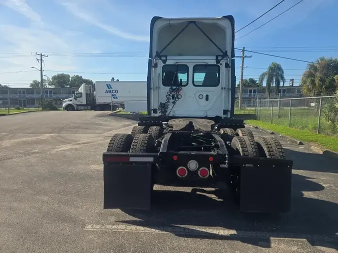 2019 FREIGHTLINER/MERCEDES NEW CASCADIA PX12664