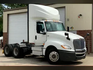 2020 INT LT625 6x4