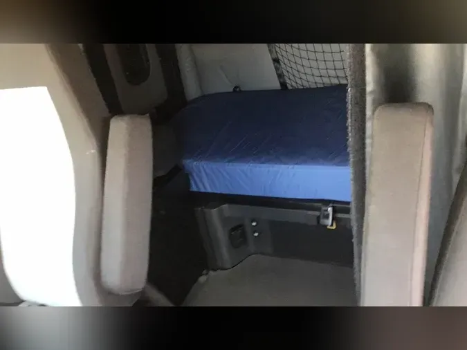 2022 Freightliner Cascadia 126