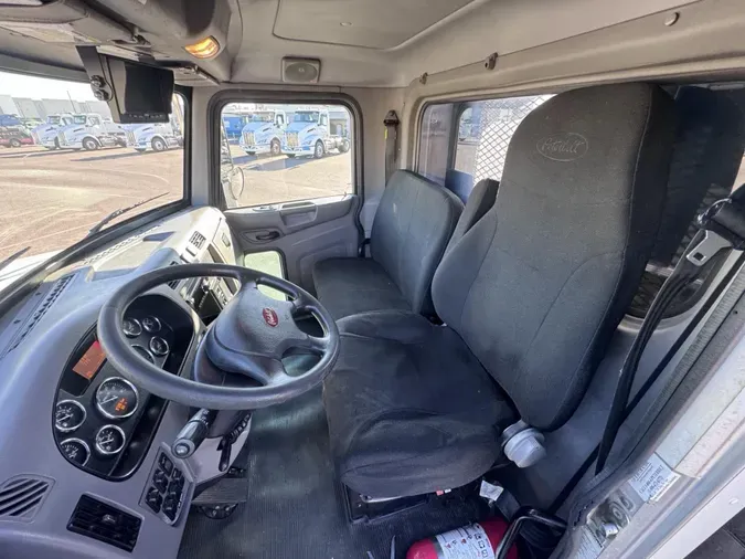 2020 Peterbilt 337