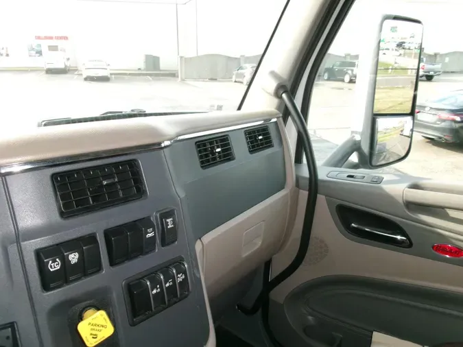 2022 Peterbilt 579