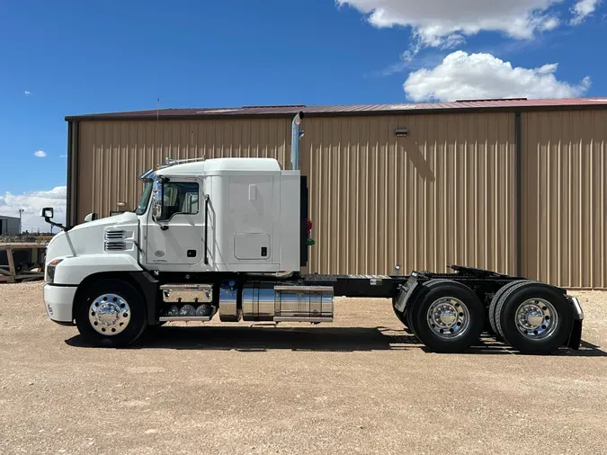 2025 MACK AN64T48