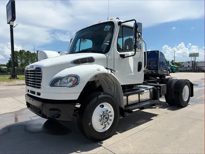 2021 Freightliner M2 106108907ac4b75807e23ffb56dc7e49d94