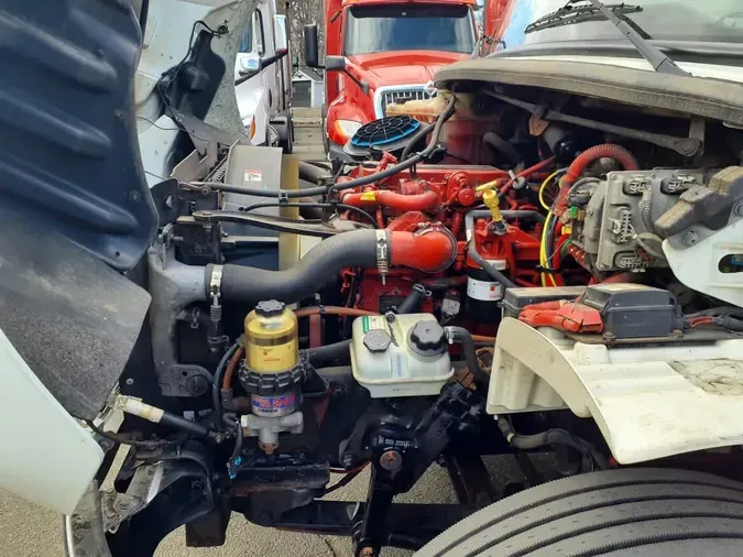 2019 FREIGHTLINER/MERCEDES M2 106