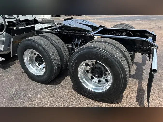 2021 KENWORTH T680