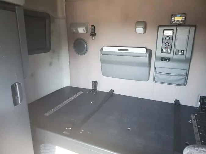 2020 VOLVO VNL64T74010959f5a8845eafa65b016b4db158de9