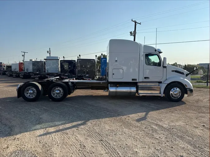2023 Peterbilt 579