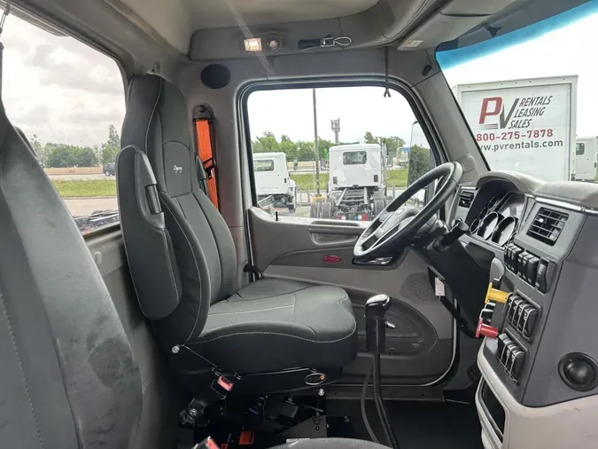 2020 Peterbilt 567