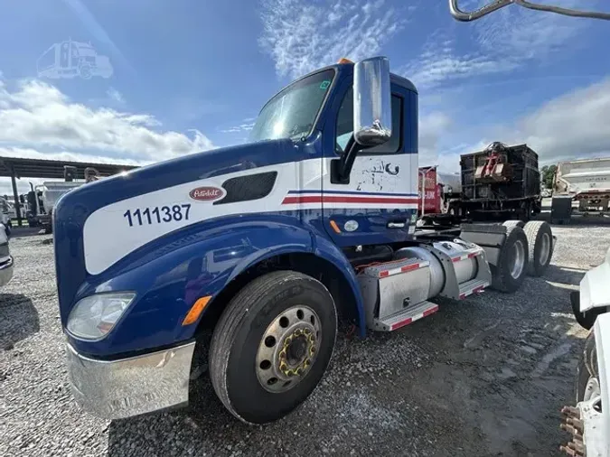 2016 PETERBILT 579