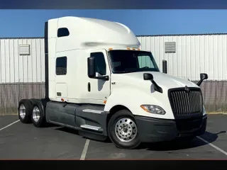 2022 INT LT625 6x4