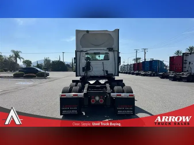 2021 INTERNATIONAL LT