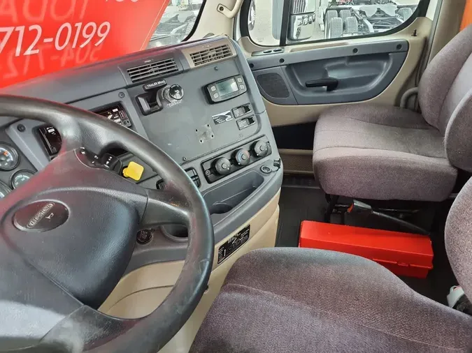 2018 FREIGHTLINER CASCADIA 125