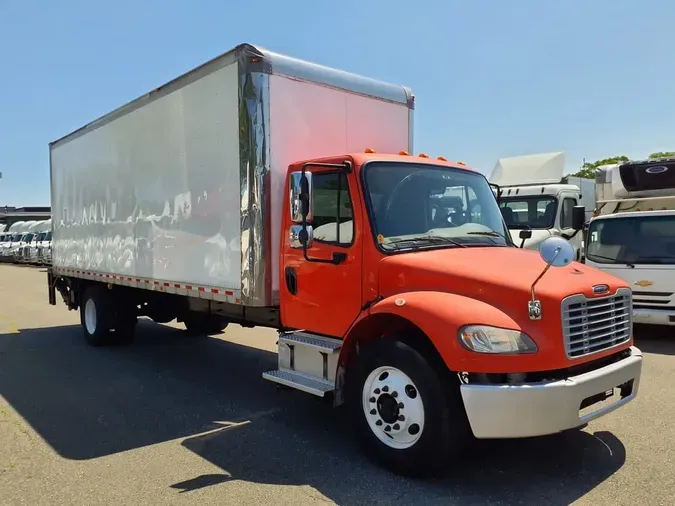 2018 FREIGHTLINER M2 106