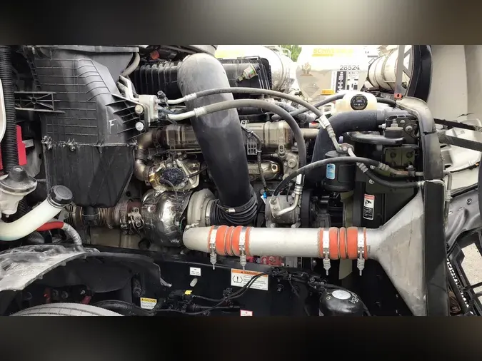 2024 Freightliner Cascadia 126