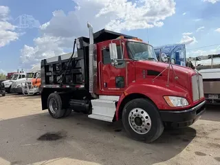 2012 KENWORTH T370