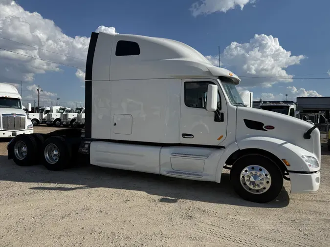 2022 Peterbilt 579