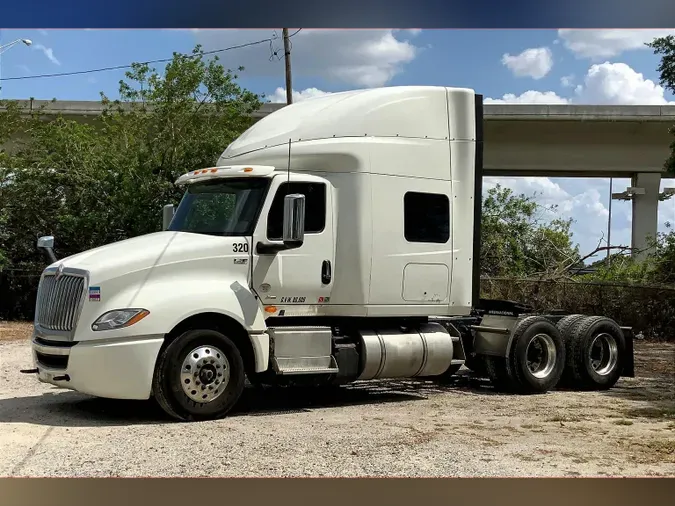 2023 INT LT625 6x4