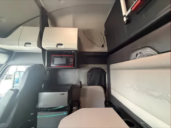 2022 Freightliner Cascadia 126