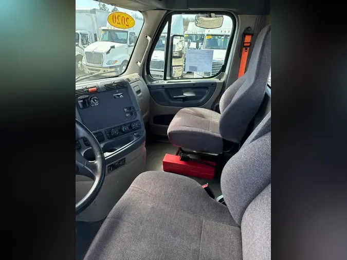 2020 FREIGHTLINER/MERCEDES CASCADIA 12510b3e49b026fa862b850d6e0b4725641