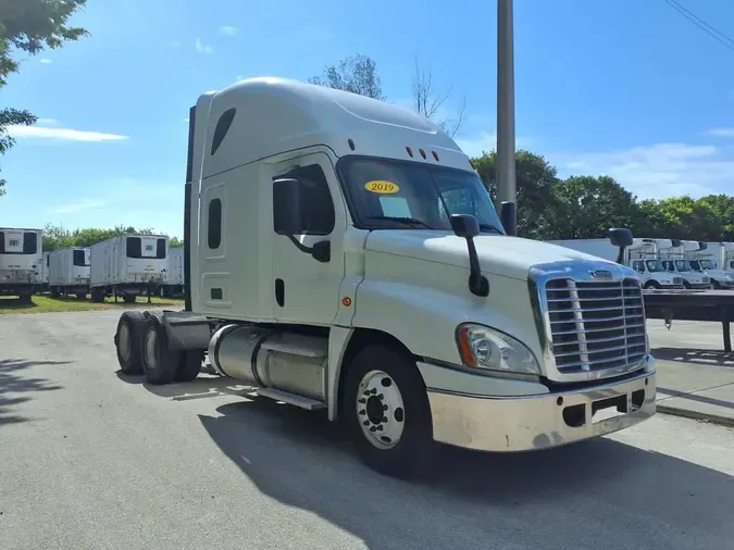 2019 FREIGHTLINER/MERCEDES CASCADIA 125