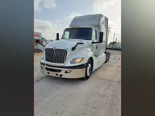 2020 NAVISTAR INTERNATIONAL LT625 SLPR CAB