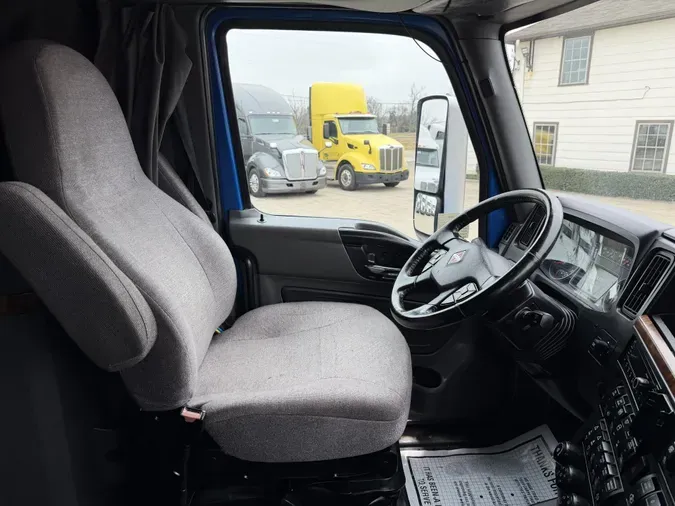 2022 International LT625