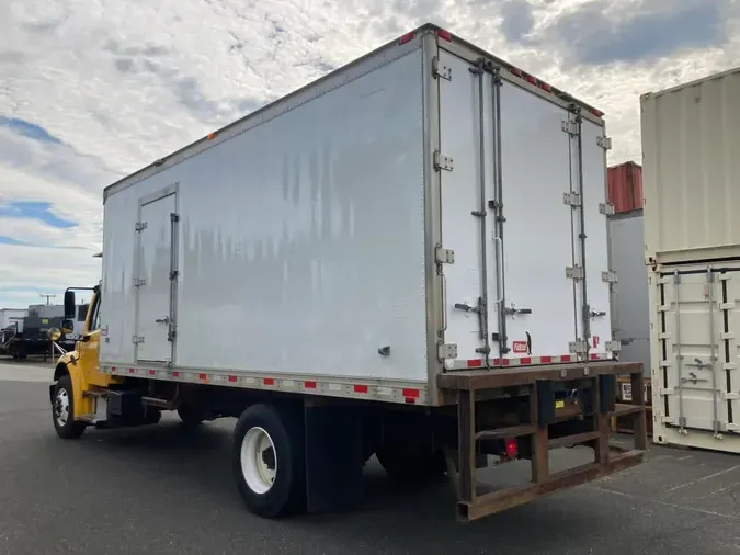 2021 FREIGHTLINER/MERCEDES M2 10610bc8566c9758d5862269b32234967e3