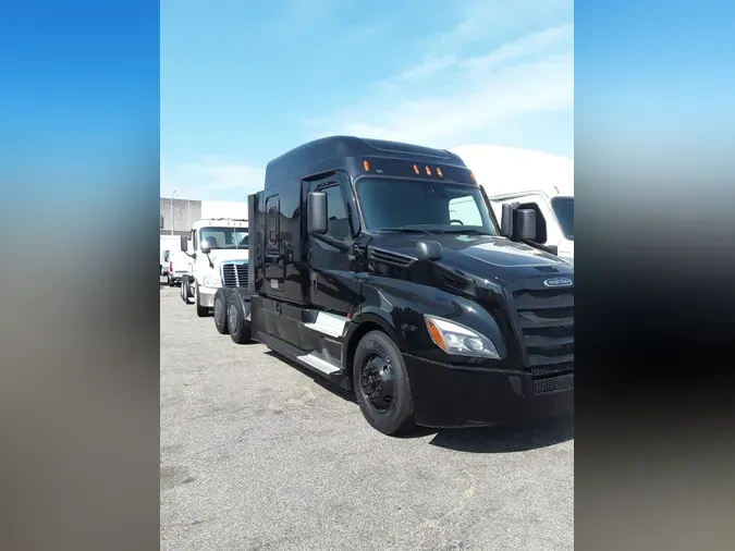 2021 FREIGHTLINER NEW CASCADIA PX12664