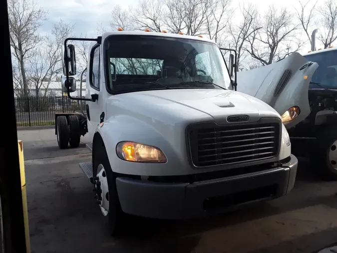 2020 FREIGHTLINER/MERCEDES M2 10610c1842aafbd4e52bb039557fff2b24f