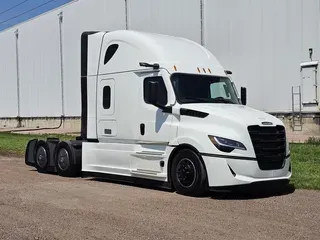 2026 Freightliner PJ126SLP
