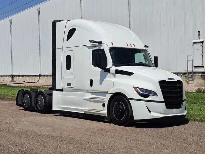 2026 Freightliner PJ126SLP10c54acca79068ab1e4ec7e954f84c05