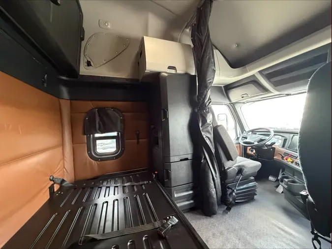 2022 Freightliner PT126SLP